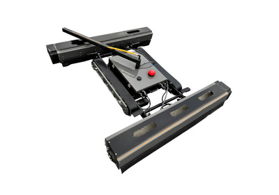 L1-遥控履带光伏清洗机器人